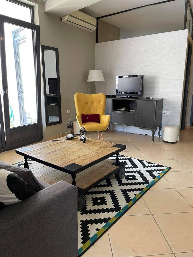 Ferienwohnung Moonstone House B Mytilíni Exterior foto